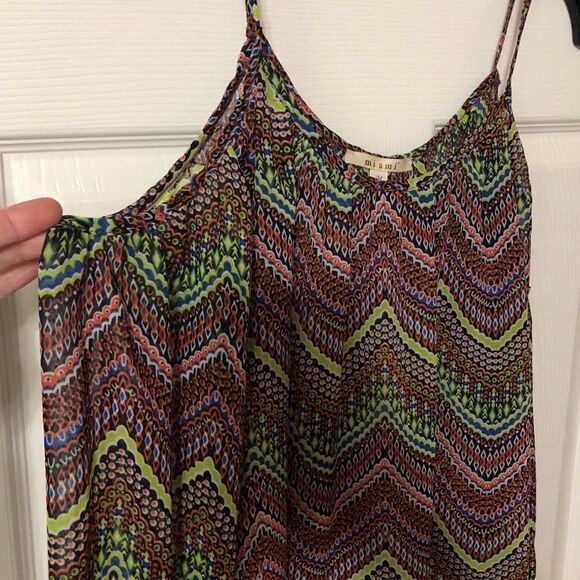 MIAMI Blouse Size Medium Chevron Print Three Quarter Sleeves Cold Shoulder - Picture 4 of 8